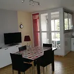 Lara 1 - Grand T2 Loggia Sans Vis-a-vis Parking - Pres Centre-port, Ile Des Loisirs, Richelieu Apartament