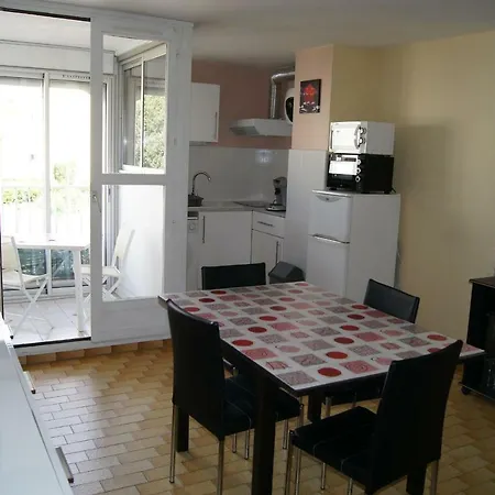 Apartman Lara 1 - Grand T2 Loggia Sans Vis-a-vis Parking - Pres Centre-port, Ile Des Loisirs, Richelieu *