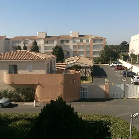 Lara 1 - Grand T2 Loggia Sans Vis-a-vis Parking - Pres Centre-port, Ile Des Loisirs, Richelieu Apartman